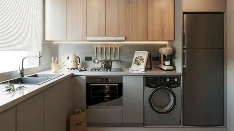 Violet Tower - Image 4