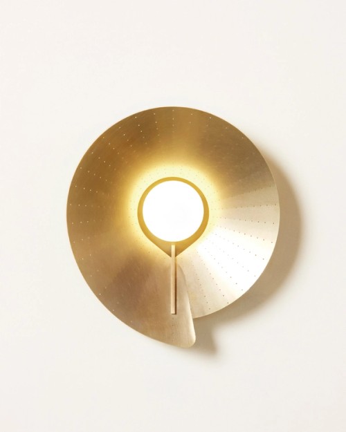 round brass