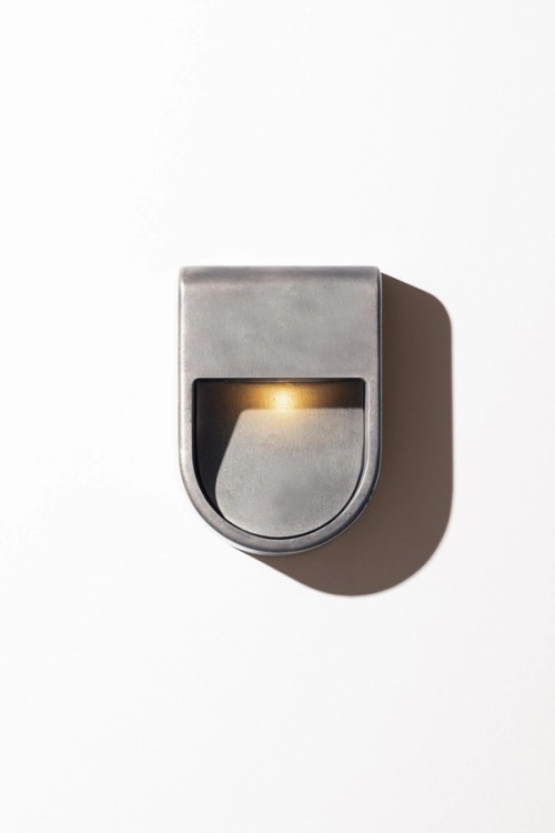 wide aluminum front