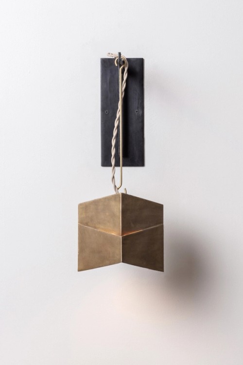 Front Wall Mount
