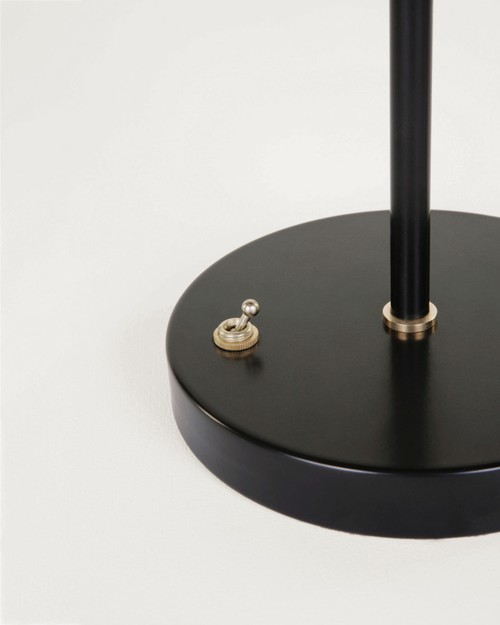 detail base