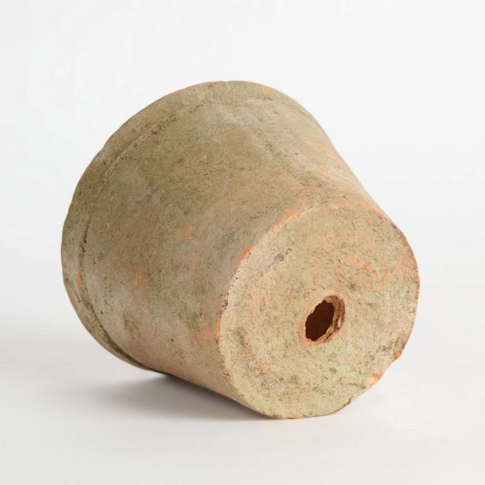 It's Only Natural - Handcrafted by a small, third generation family-owned pottery studio in Northern China, each piece begins with locally sourced clay, extracted by hand from nearby floodplains. Known for its natural ability to retain moisture, this high-quality clay provides an optimal environment for healthy, thriving plants.
