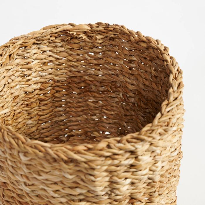 Material Matters - Chester is made from seagrass, a fast growing flowering plant that grows abundantly in shallow, saltwater marshes around the world. Biodegradable and sustainable, seagrass makes for an ideal environmental friendly product to dry, twist and weave.
