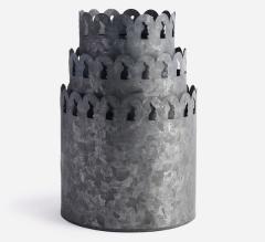 Hoppity Tin Scalloped Planter 