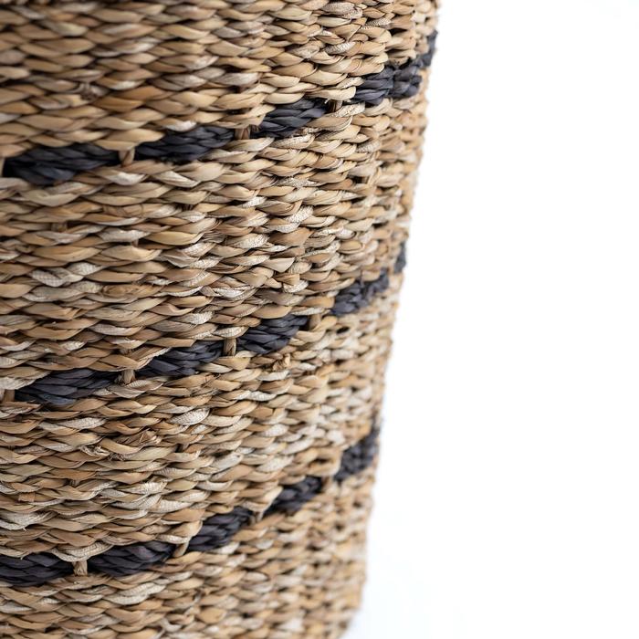 Material Matters - Westport is made from seagrass, a fast growing flowering plant that grows abundantly in shallow, saltwater marshes around the world. Biodegradable and sustainable, seagrass makes for an ideal environmental friendly product to dry, twist and weave.