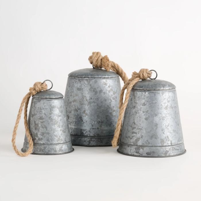 Time Honoured Techniques - The Wicka collection of tinware is expertly handcrafted by skilled artisans using traditional hand-welding techniques perfected over generations. Each piece reflects timeless craftsmanship, exceptional durability, and authentic character.
