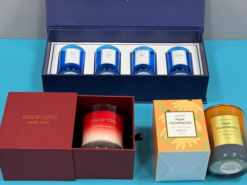 Colour boxes and gift boxes made in-house