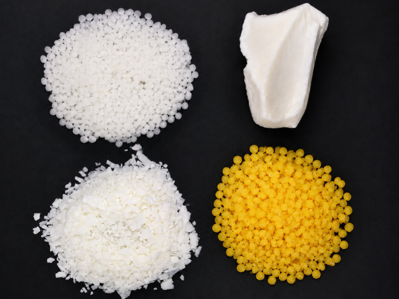 Soy, coconut and beeswax candles side by side