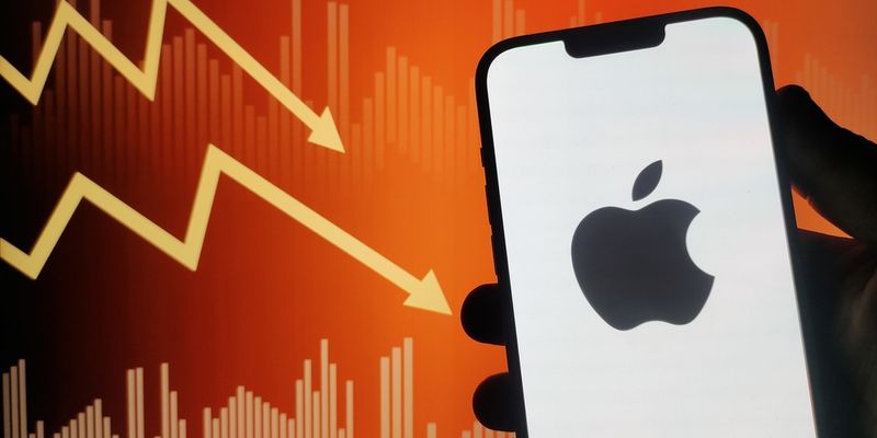 Apple, deludono le previsioni nonostante un trimestre record