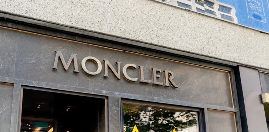 Piovono acquisti su Moncler dopo i conti del 2025 