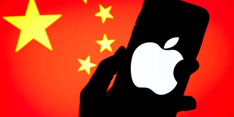 Possibile accordo sull’AI con Apple e le azioni Alibaba balzano a Wall Street
