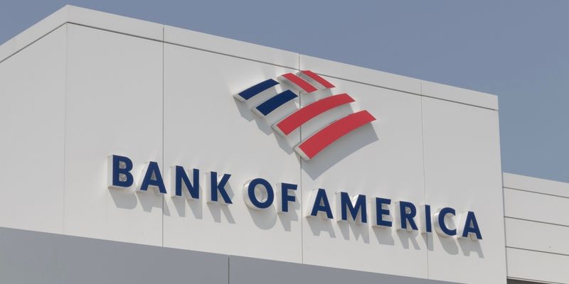 Warren Buffett vende ancora Bank of America