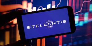 Stellantis, taglio del target price da Berenberg