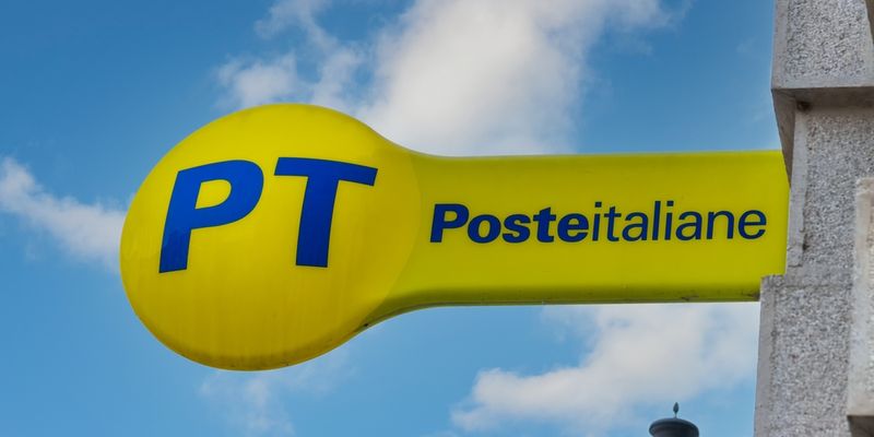 Poste Italiane aumenta a sorpresa il dividendo