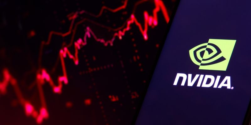 Nvidia, la frenata può proseguire: resistere o incassare?