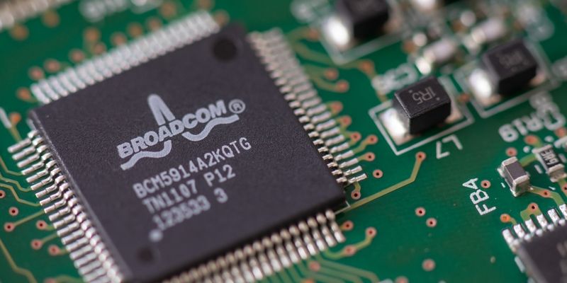 Broadcom migliora le sue previsioni sulla spinta dell’AI