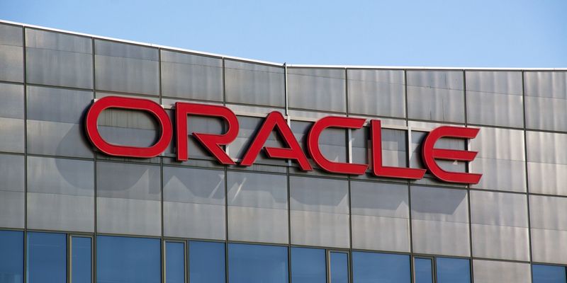 Oracle, che fare dopo il tonfo? Per molti è un’opportunità di acquisto