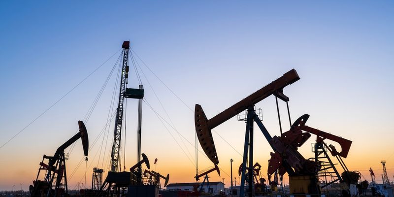 Il petrolio non ferma la sua corsa, Biden minaccia la produzione iraniana