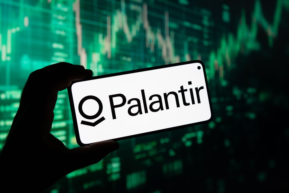 Palantir, giudizi positivi dagli analisti