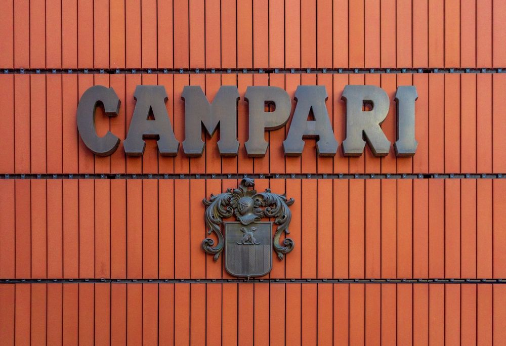Campari, promozione da Morgan Stanley e UBS: titolo in testa al Ftse Mib