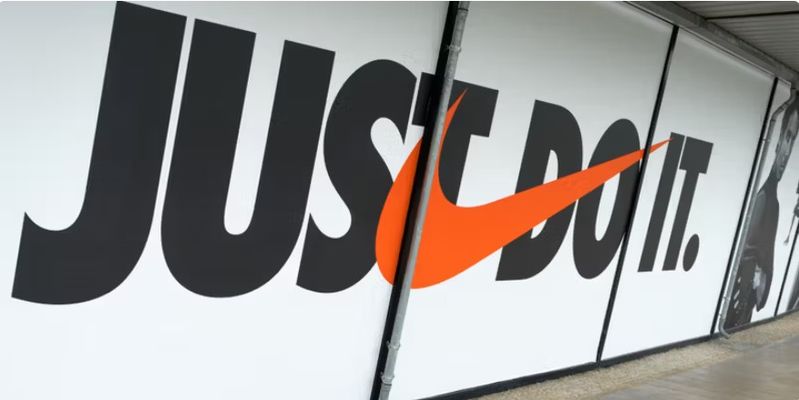 Nike, posto a rischio anche nel Dow Jones dopo il crollo del titolo
