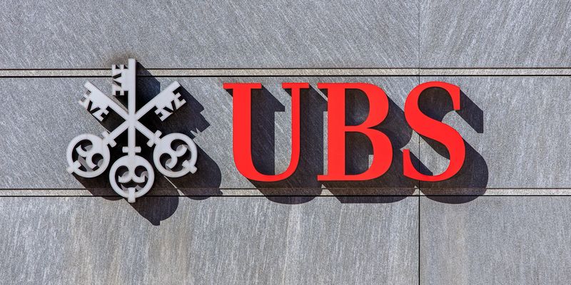 Ubs torna all’utile e conferma il buyback. L’azione si impenna