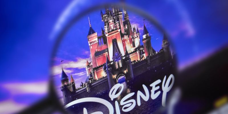 Walt Disney stupisce con l’utile ma calano gli abbonati