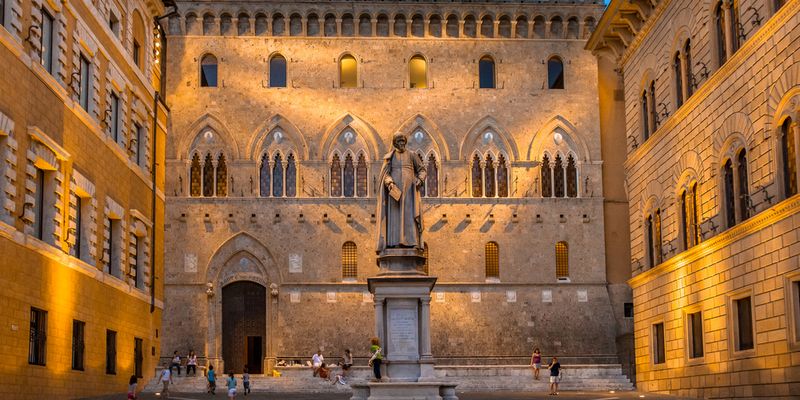 Mps, rating migliorati da parte di Moody’s