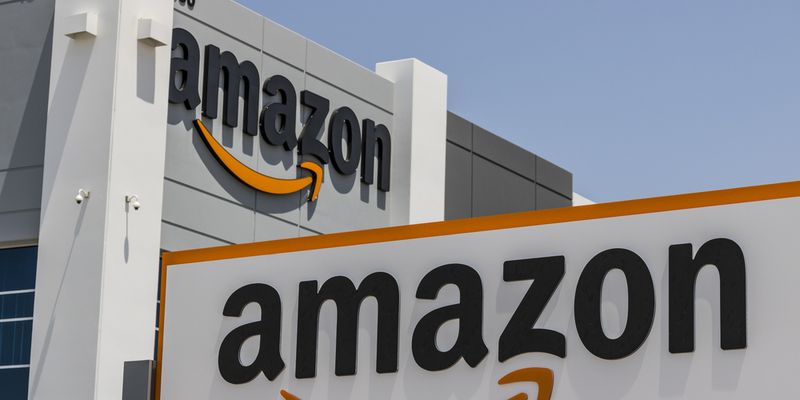 Amazon sotto accusa negli USA, analisti restano fiduciosi