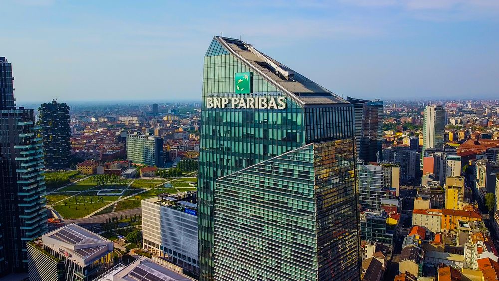 Bnp Paribas, utile e ricavi oltre le previsioni nel quarto trimestre