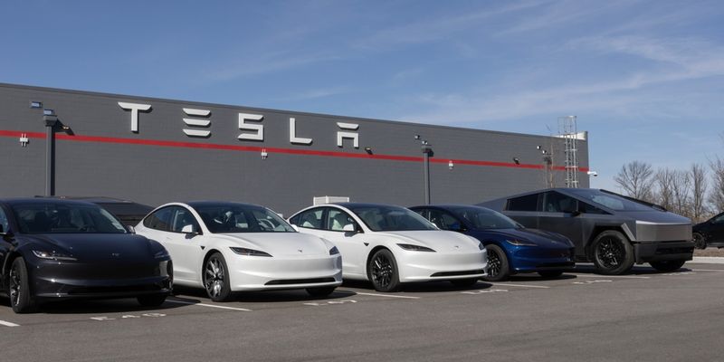 Tesla, nuova frenata per le vendite in Europa