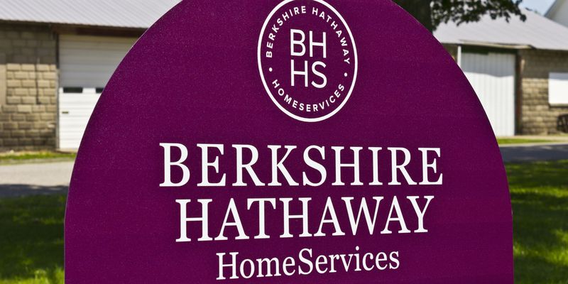 2023 con utile record per Warren Buffett e Berkshire Hathaway