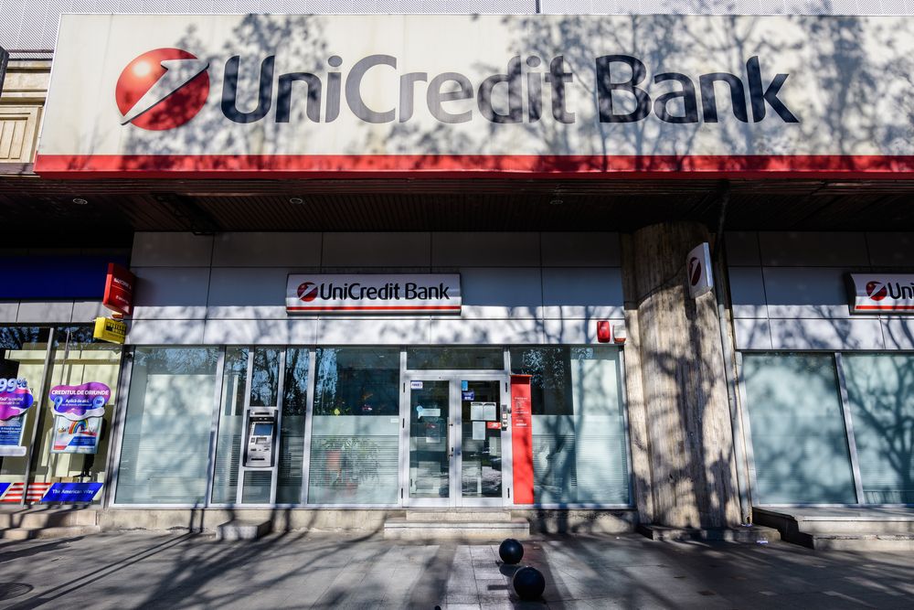 UniCredit, Commerzbank respinge proposta di colloqui