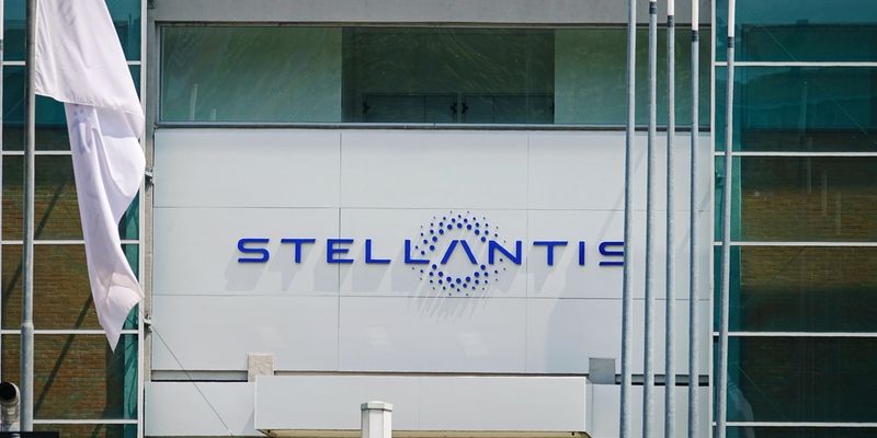 Stellantis alza gli obiettivi sul dividendo