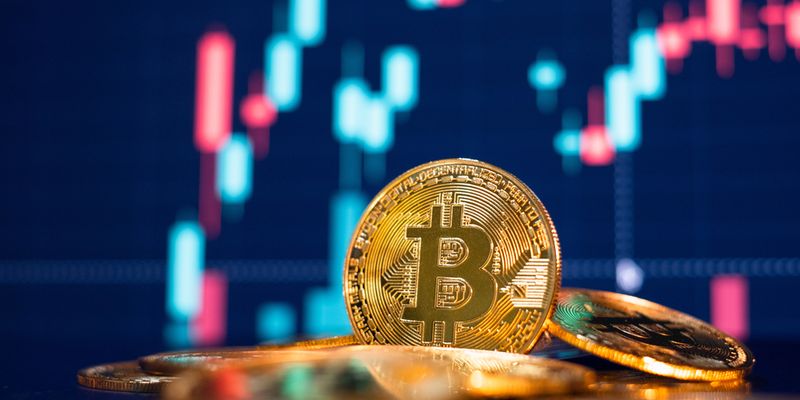 Bitcoin oltre i 71 mila dollari, corsa non ancora finita secondo JP Morgan