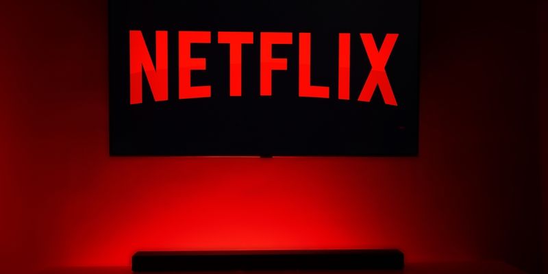 Netflix ai massimi storici: ora vale più di Disney, Paramount, Spotify e Warner insieme