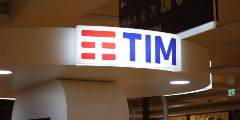 Tim affonda dopo offerta Mef-Retelit per Sparkle