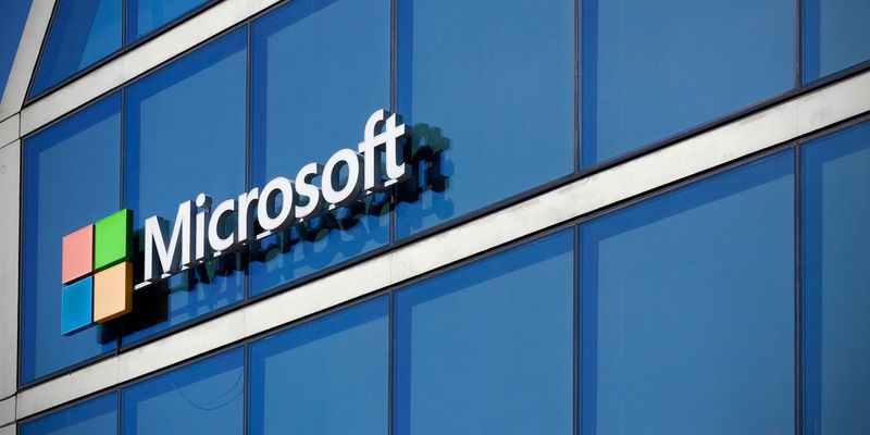 Crollo Microsoft dopo delusione sull’outlook