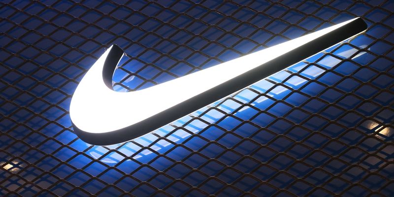 Deludono i conti di Nike, in Borsa scatta Adidas