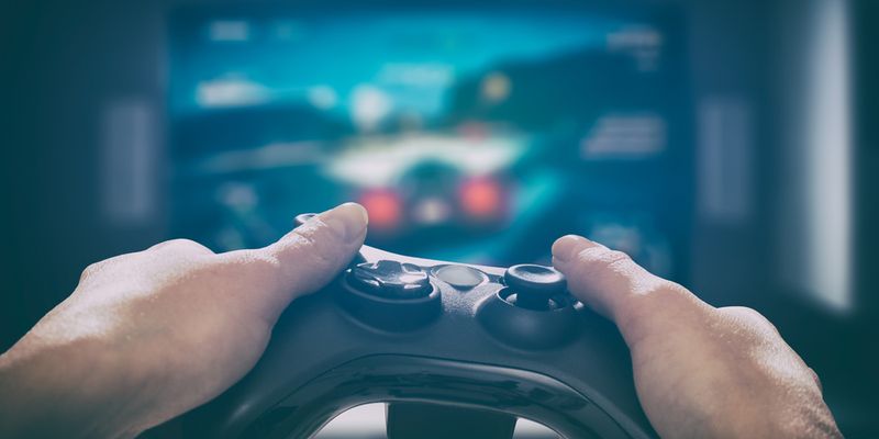 Microsoft ci prova ancora: accordo su Activision e Ubisoft balza a Parigi