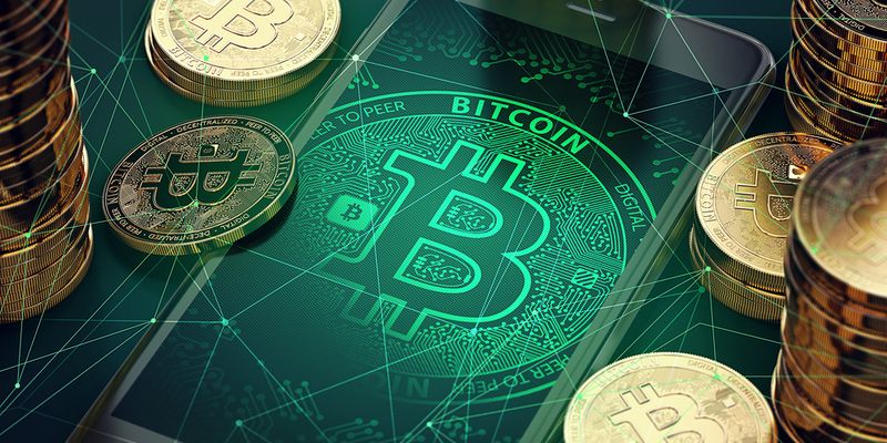 Bitcoin ancora in rally, toccati i massimi da tre anni