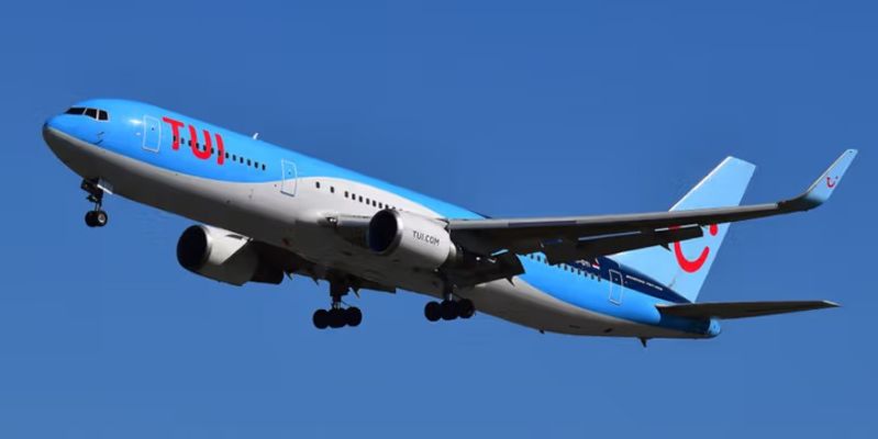 Azioni TUI in decollo tra ottimismo per il 2025 e il rafforzamento in Oman