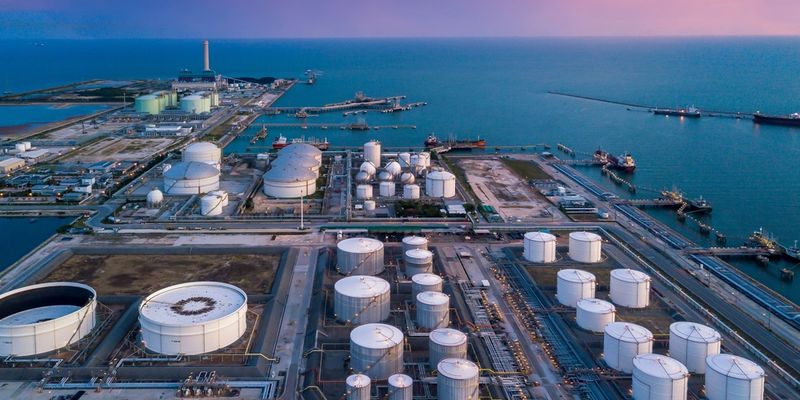Petrolio in calo: l’Opec+ preoccupata tasta il polso della Cina