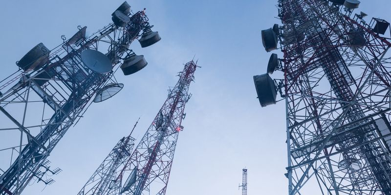 TIM promossa dagli analisti di Barclays