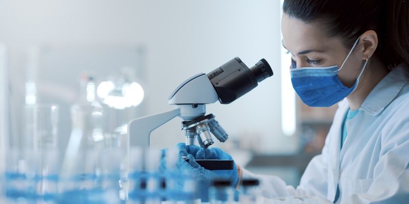 Certificate: rendimento fino al 13% annuo puntando sul settore farmaceutico