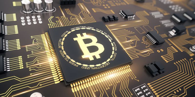 Bitcoin corre ancora: nuovo record oltre i 71 mila dollari