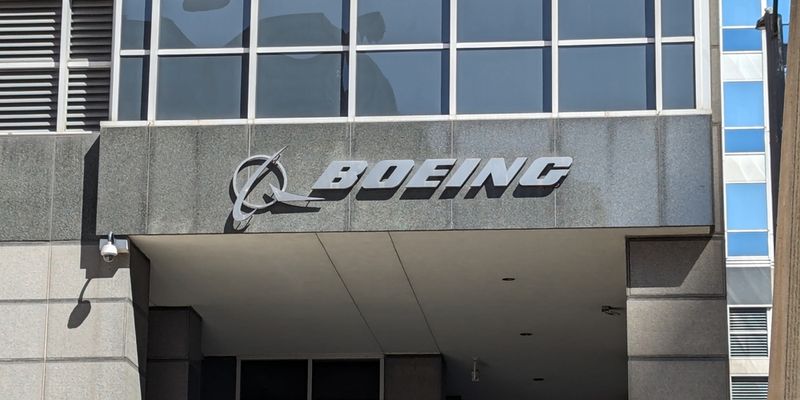 Boeing in rosso dopo l’incidente in Corea del Sud