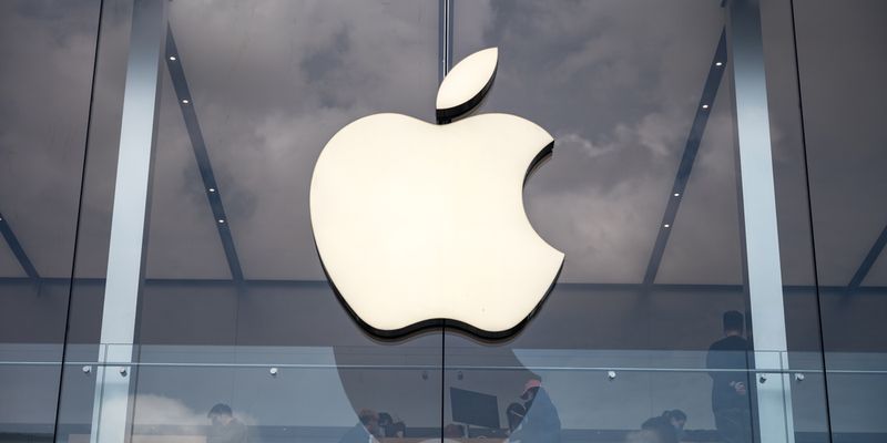 Apple, riduciamo il prezzo obiettivo