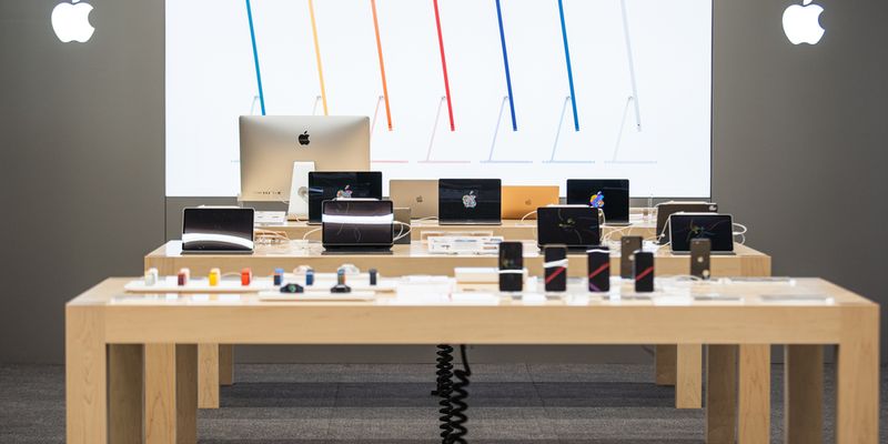 APPLE: guidance trimestre in corso deludente ma le prospettive di medio termine rimangono rosee