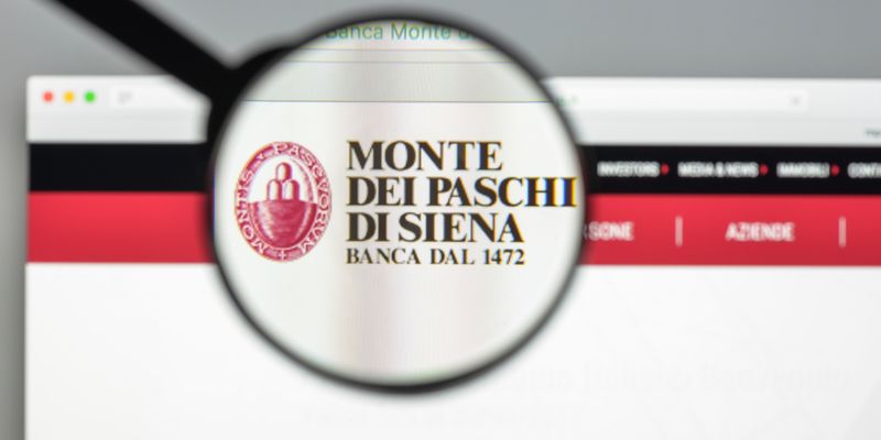 Mps, Fitch migliora i rating ma avvisa dei rischi su Mediobanca